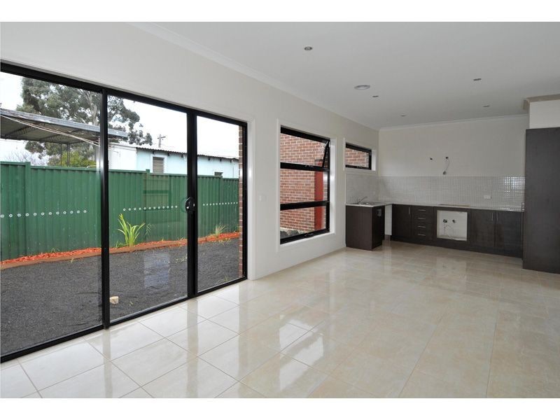 2/51 Hilda Street, Glenroy VIC 3046