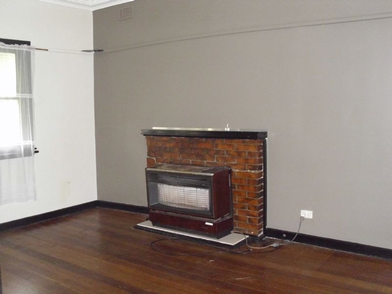48 Maude Avenue, Glenroy VIC 3046