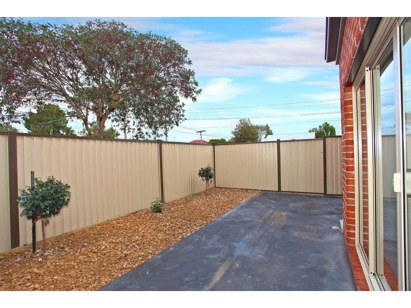 1/102 Major Road, Fawkner VIC 3060