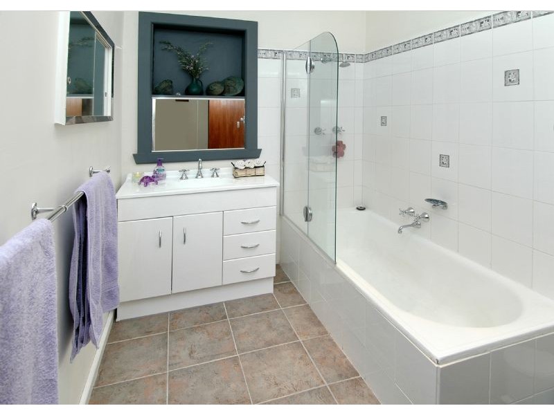15 Edgar Street, Hadfield VIC 3046