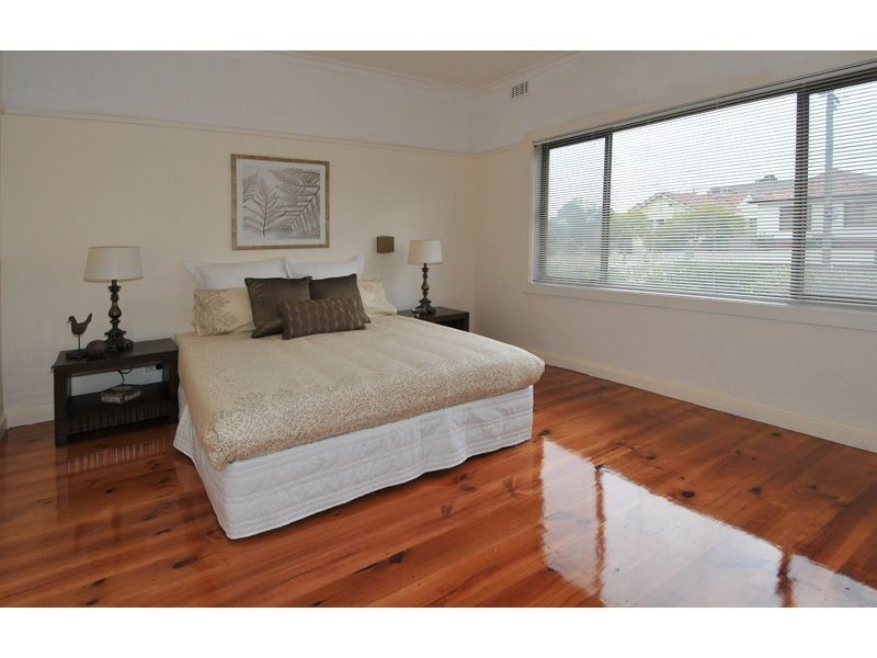 18 Victoria Street, Oak Park VIC 3046