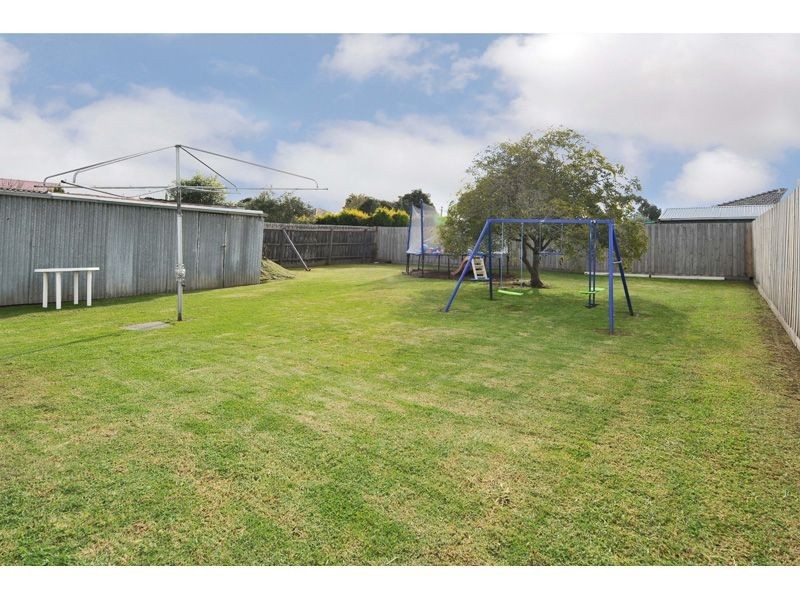 64 Melbourne Avenue, Glenroy VIC 3046