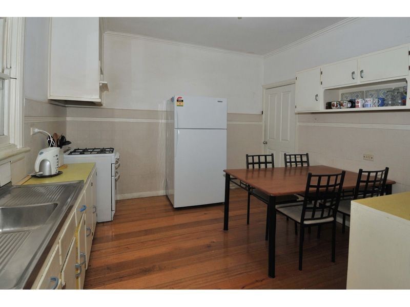 64 Melbourne Avenue, Glenroy VIC 3046