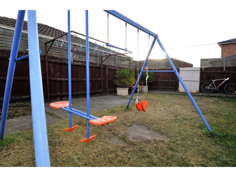 99 Hilton Street, Glenroy VIC 3046