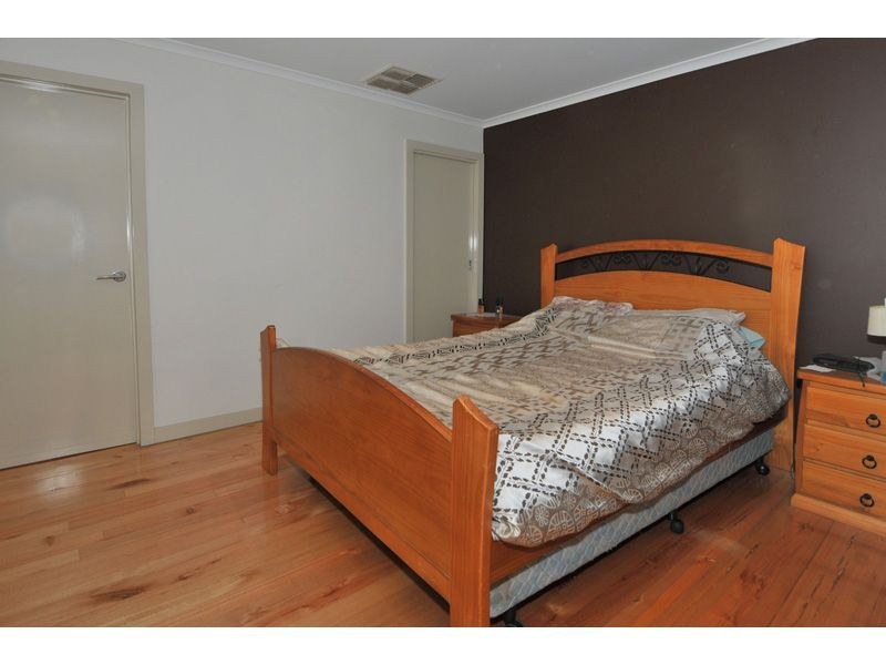 2/87 Farview Street, Glenroy VIC 3046