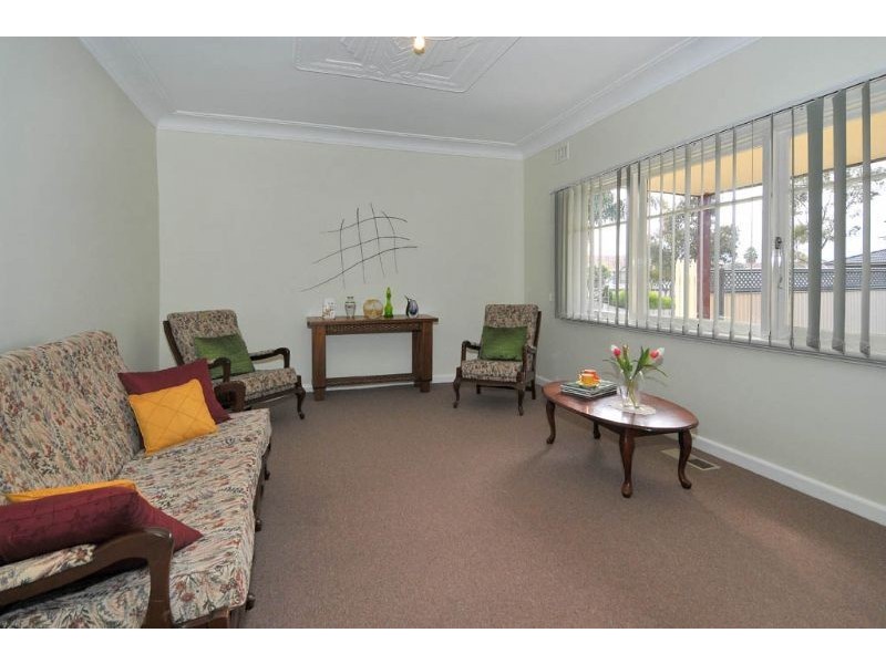 1/65 James Street, Fawkner VIC 3060