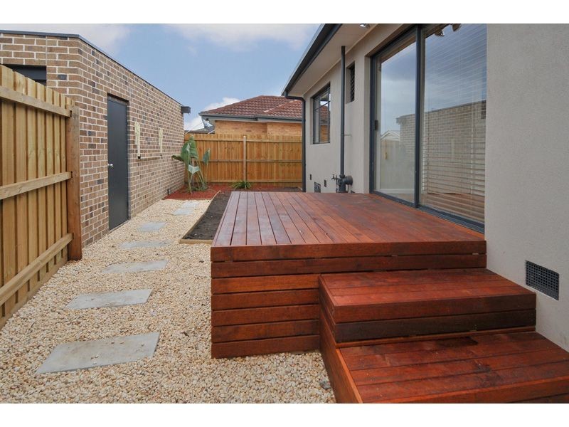 1/26 Eucra Street, Hadfield VIC 3046