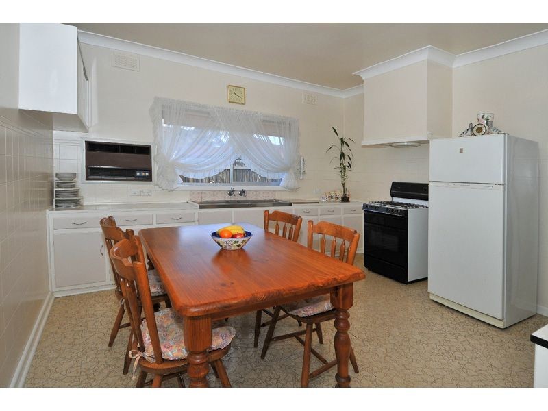 186 Melbourne Avenue, Glenroy VIC 3046