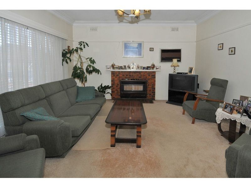 186 Melbourne Avenue, Glenroy VIC 3046