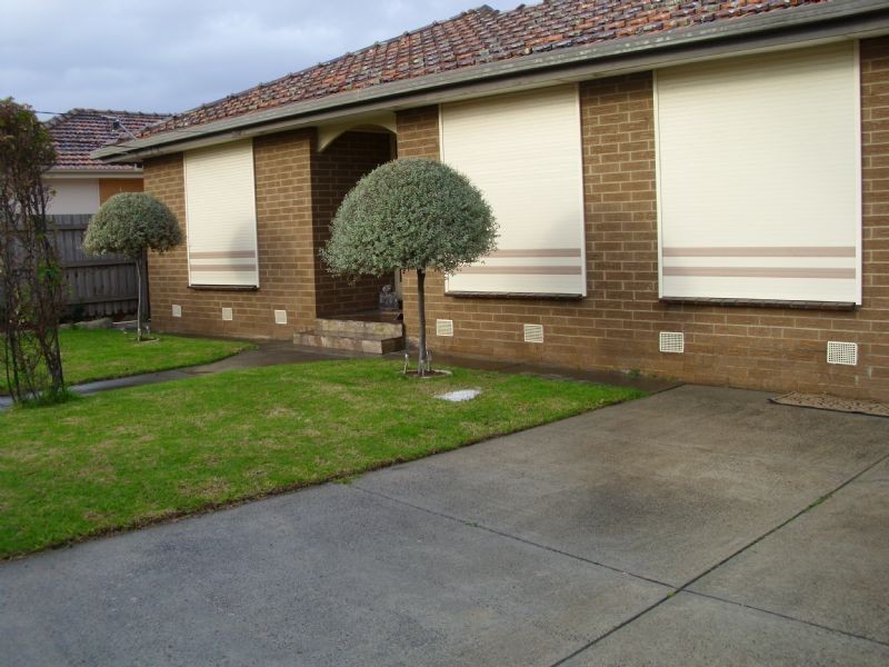 12 Nancye Drive, Lalor VIC 3075