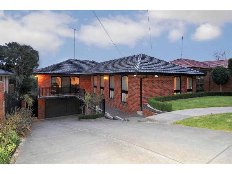 11 Cross Terrace, Glenroy VIC 3046