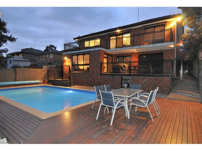 11 Cross Terrace, Glenroy VIC 3046