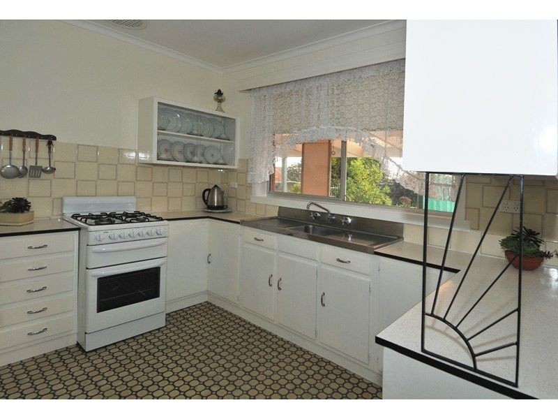 123 Loongana Avenue, Glenroy VIC 3046