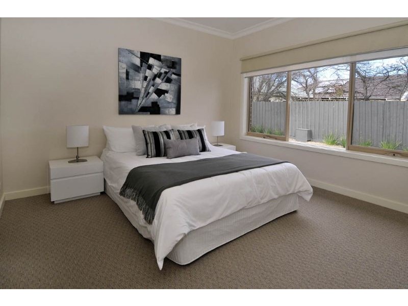 2/35 Plumpton Avenue, Glenroy VIC 3046