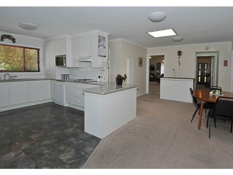 63 Loongana Crescent, Glenroy VIC 3046