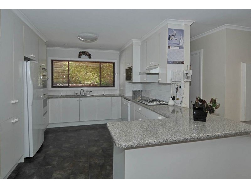 63 Loongana Crescent, Glenroy VIC 3046