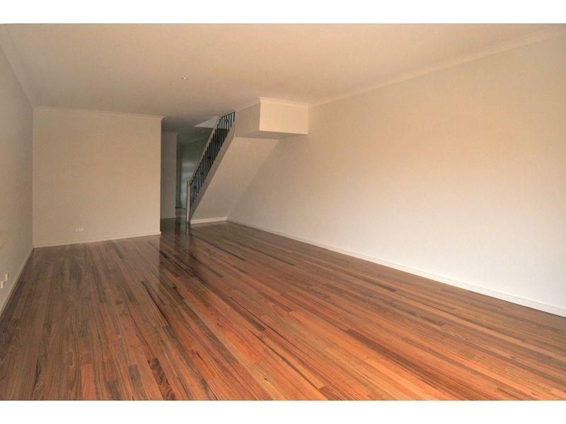 1/222 West Street, Glenroy VIC 3046