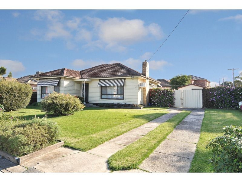 15 North Box Court, Hadfield VIC 3046