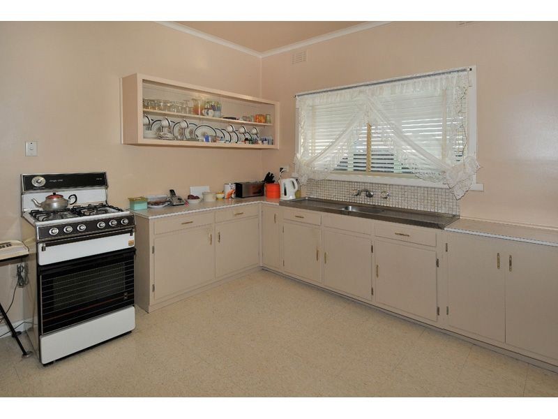 15 North Box Court, Hadfield VIC 3046