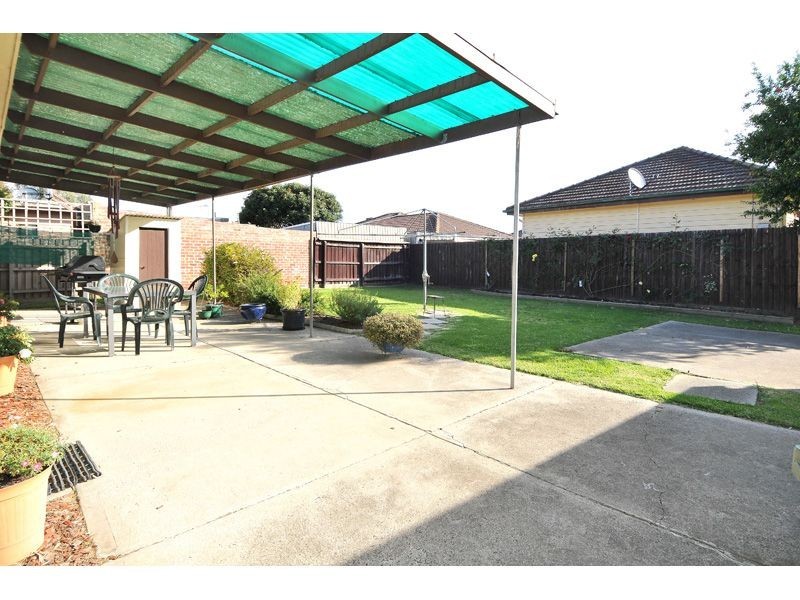 15 North Box Court, Hadfield VIC 3046