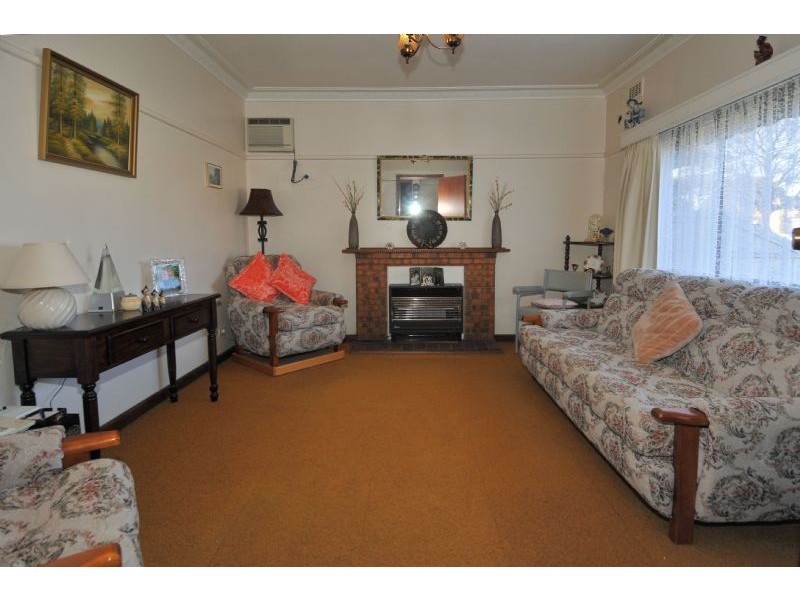 115 Loongana Avenue, Glenroy VIC 3046