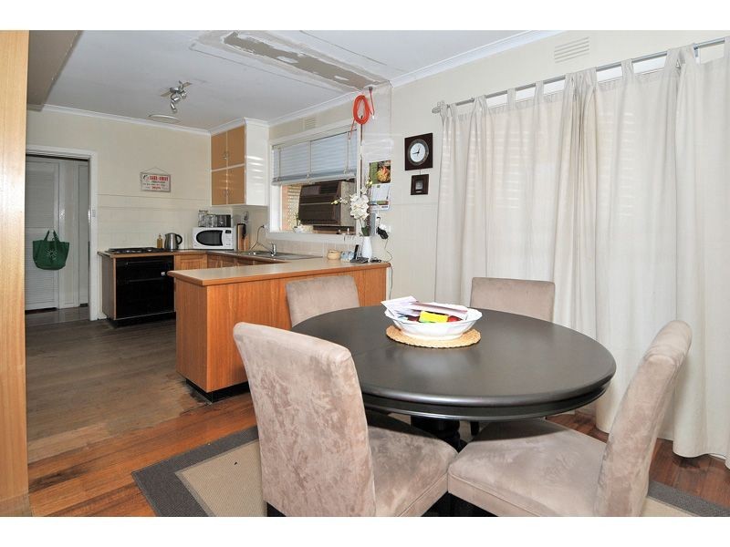 2 Thames Street, Hadfield VIC 3046