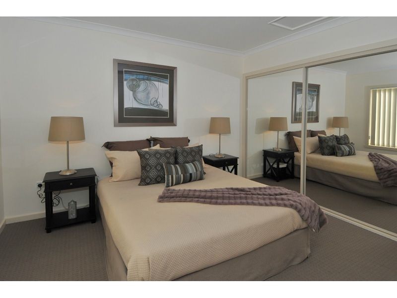 2a & 2B Strachan Street, Oak Park VIC 3046