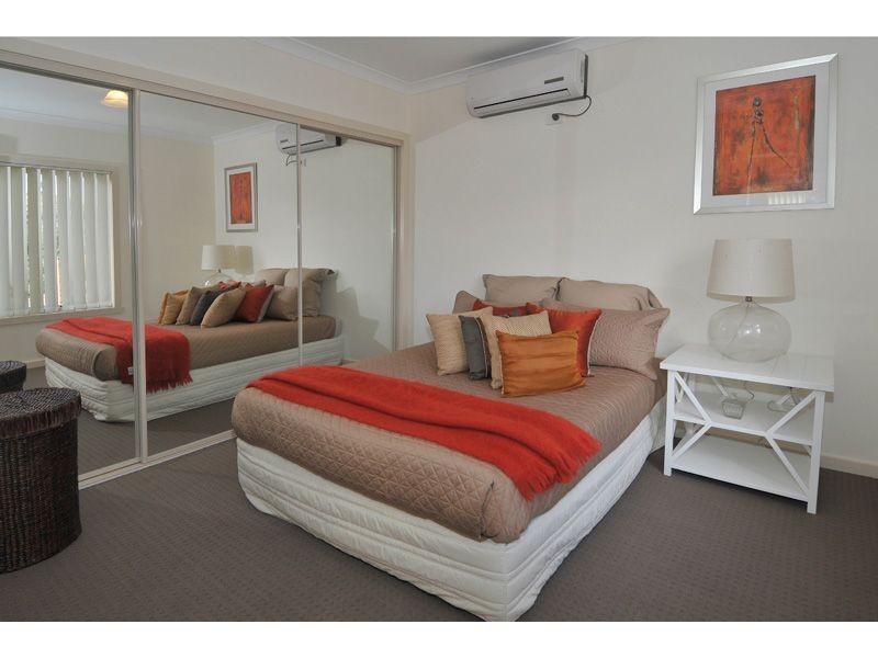 2a & 2B Strachan Street, Oak Park VIC 3046