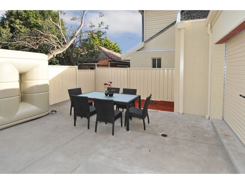 2a & 2B Strachan Street, Oak Park VIC 3046