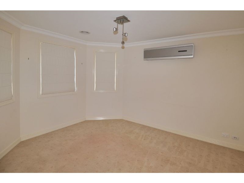 2/72 Maude Avenue, Glenroy VIC 3046