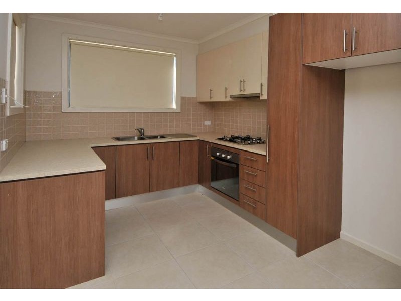 2/213 – 215 Camp Road, Broadmeadows VIC 3047