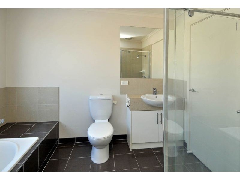 2/213 – 215 Camp Road, Broadmeadows VIC 3047
