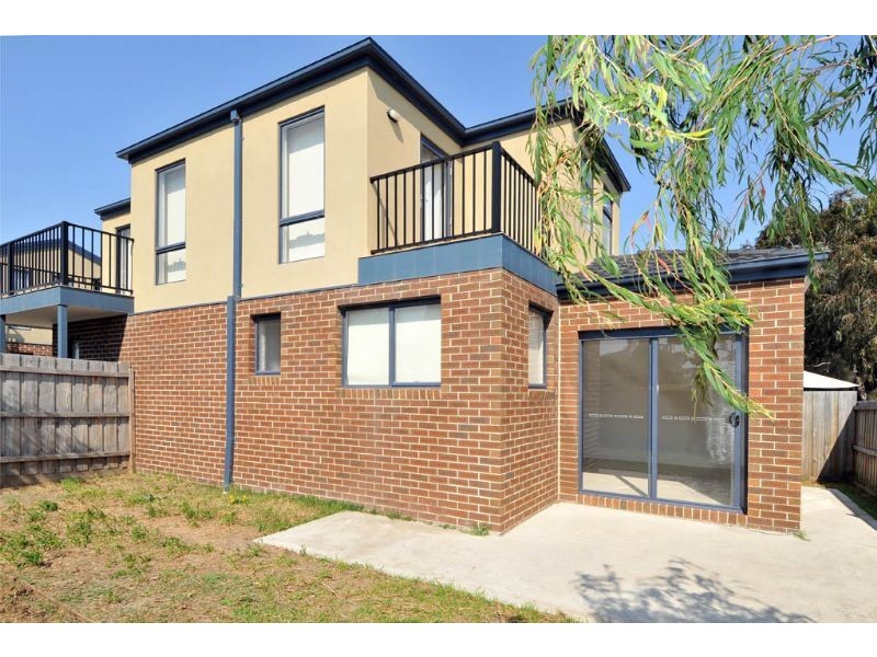 2/213 – 215 Camp Road, Broadmeadows VIC 3047