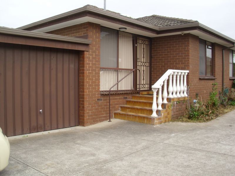 2/24 Grandview Street, Glenroy VIC 3046