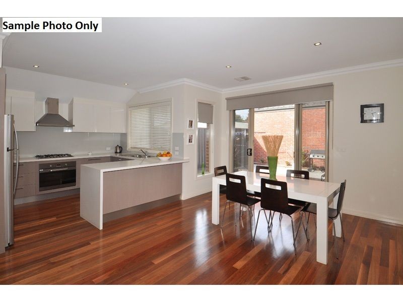 2/30 George Street, Glenroy VIC 3046