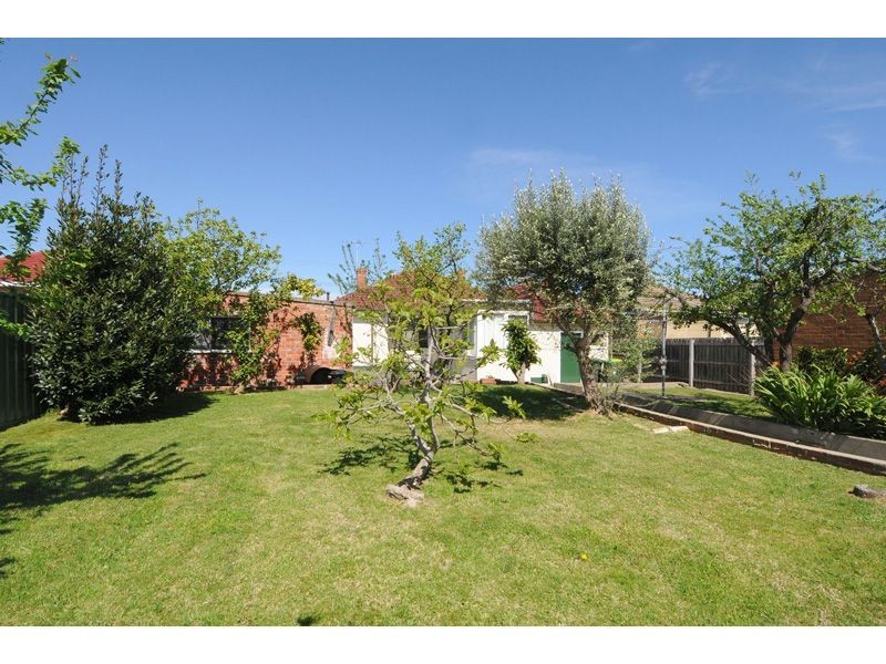 22 Pengana Avenue, Glenroy VIC 3046