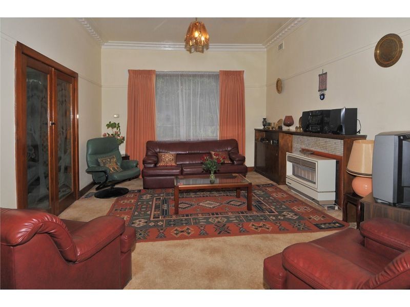 19 Becket Street, Glenroy VIC 3046