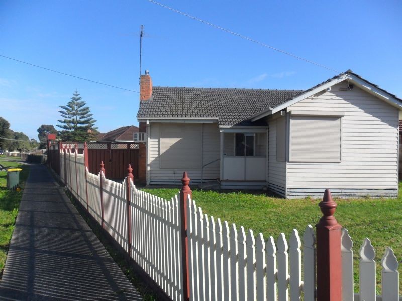 77 Widford Street, Glenroy VIC 3046