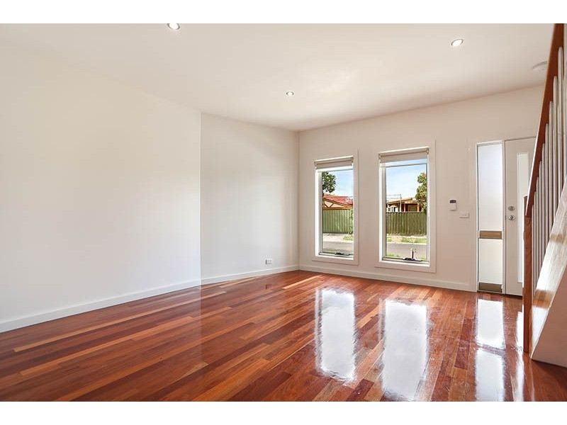 44 Pengana Avenue, Glenroy VIC 3046