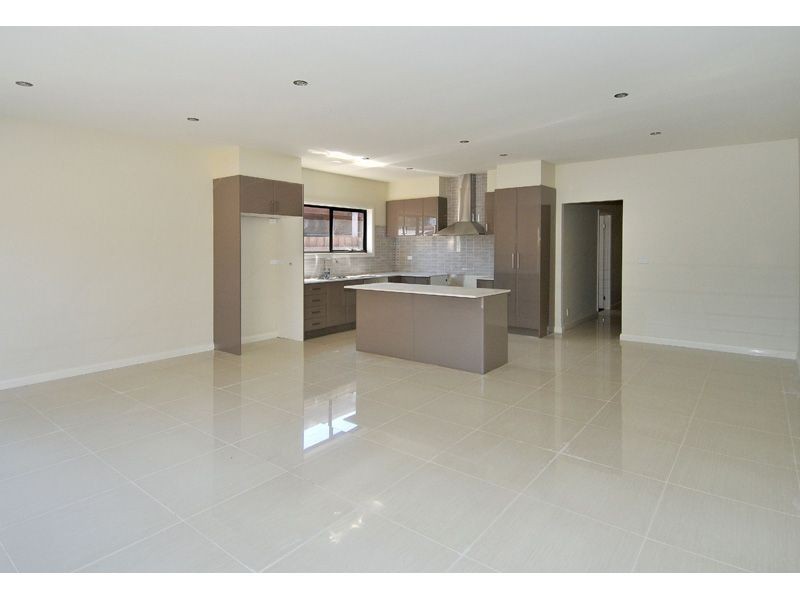 1/119 View Street, Glenroy VIC 3046