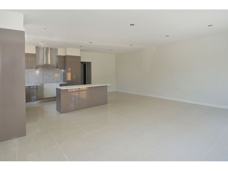 1/119 View Street, Glenroy VIC 3046