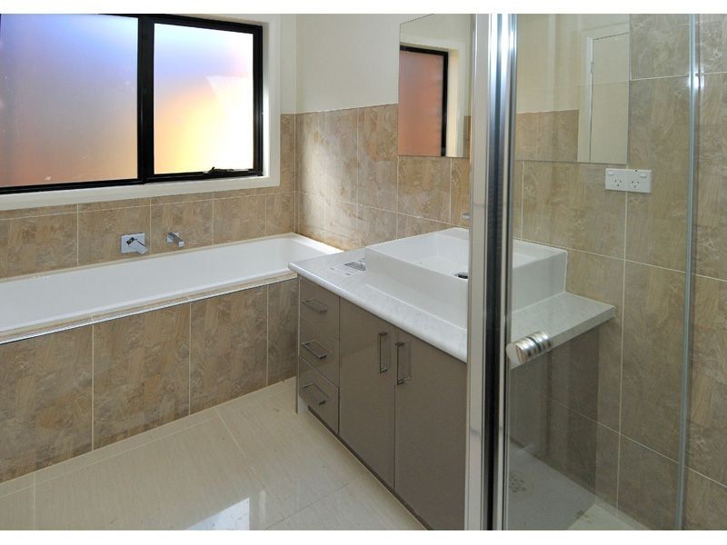 1/119 View Street, Glenroy VIC 3046