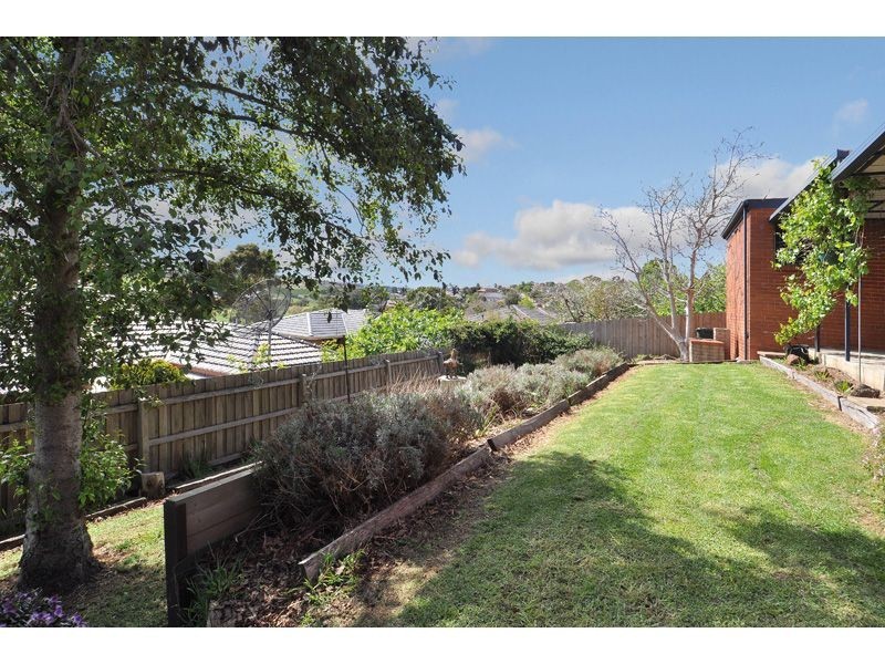 83 Outlook Drive, Glenroy VIC 3046