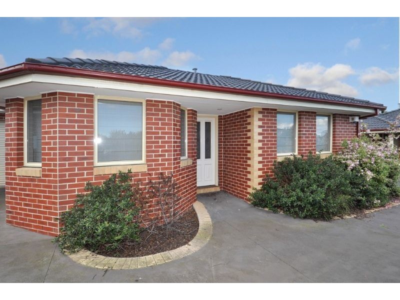 2/72 Maude Avenue, Glenroy VIC 3046