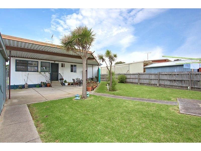 37 Gosford Crescent, Broadmeadows VIC 3047