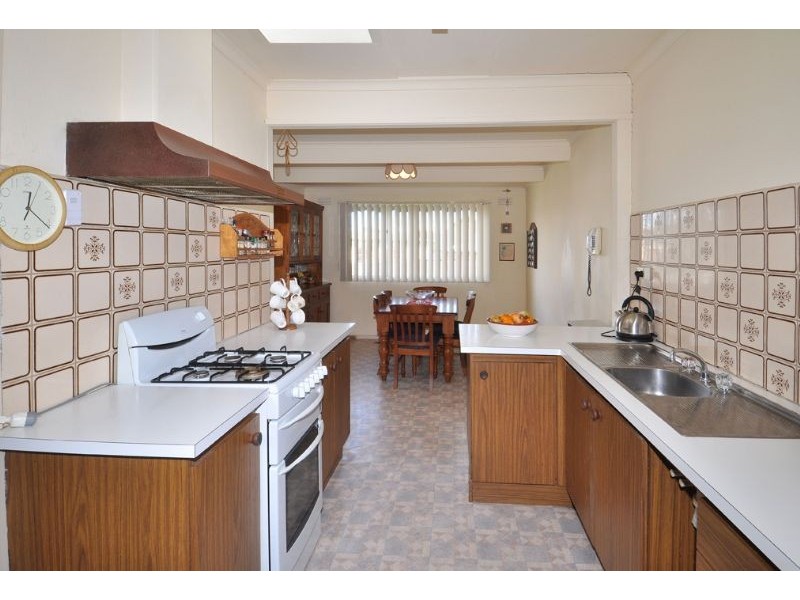 1 Moe Court, Dallas VIC 3047