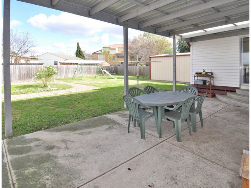 1 Moe Court, Dallas VIC 3047