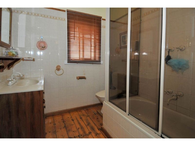 12 Stewart Grove, Campbellfield VIC 3061