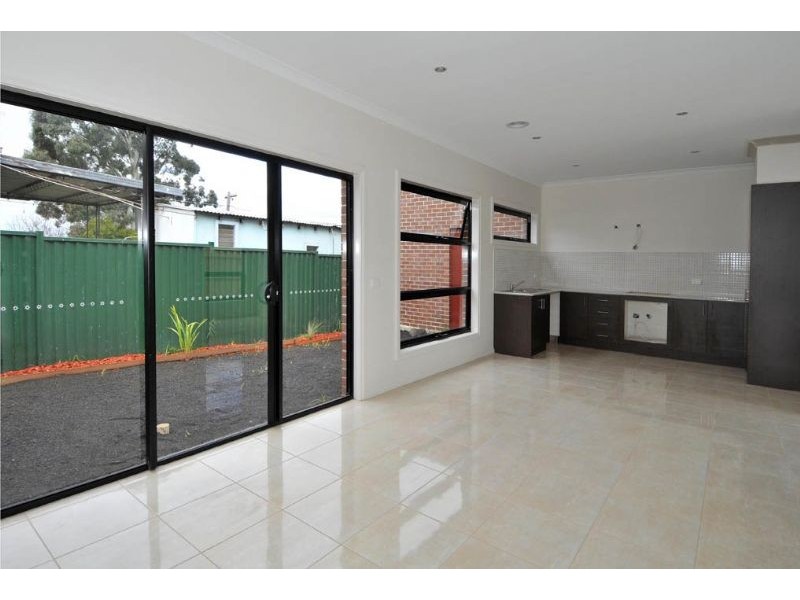 1/51 Hilda Street, Glenroy VIC 3046