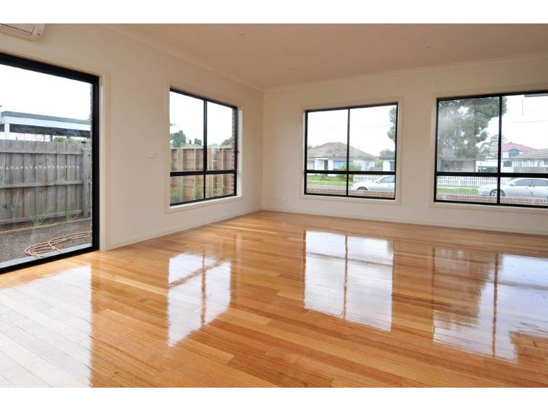 1/5 Cosmos Street, Glenroy VIC 3046